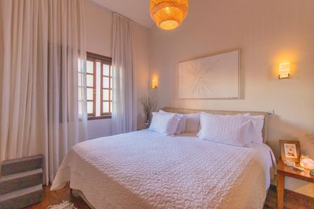 Casa de condomínio para alugar com 220m², 3 quartos e 2 vagas Casa de condomínio para alugar com 220m², 3 quartos e 2 vagasQuarto 1 - Suíte