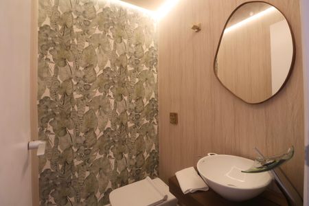 Apartamento para alugar com 210m², 3 quartos e 1 vagaLavabo