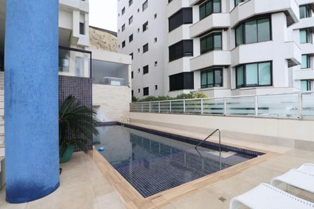 Apartamento para alugar com 210m², 3 quartos e 1 vagaÁrea comum