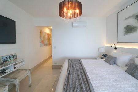 Apartamento para alugar com 210m², 3 quartos e 1 vagaSuíte 