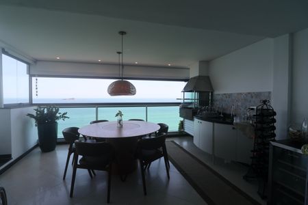 Apartamento para alugar com 210m², 3 quartos e 1 vagaVaranda