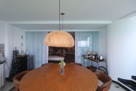 Apartamento para alugar com 210m², 3 quartos e 1 vagaVaranda