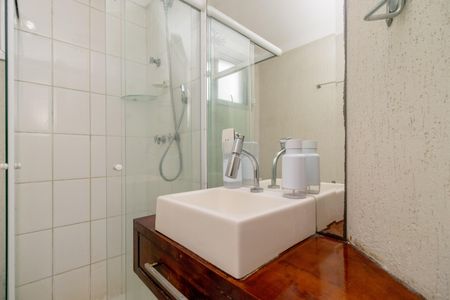 Apartamento para alugar com 50m², 2 quartos e 1 vaga Apartamento para alugar com 50m², 2 quartos e 1 vagaBanheiro Social