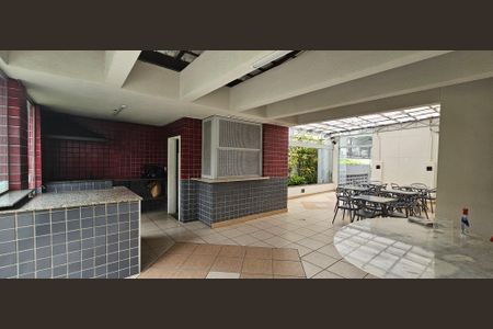 Apartamento para alugar com 117m², 4 quartos e 2 vagas