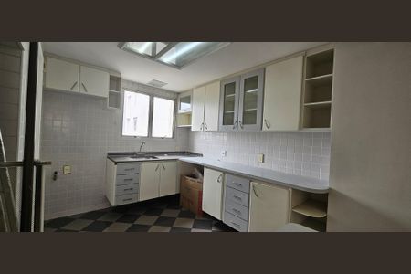 Apartamento para alugar com 117m², 4 quartos e 2 vagas