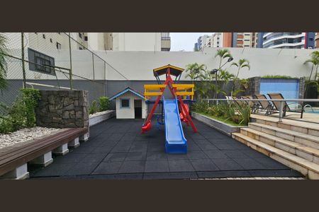 Apartamento para alugar com 117m², 4 quartos e 2 vagas