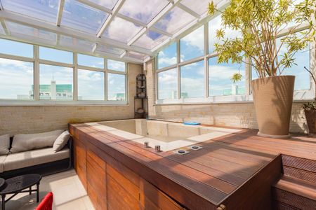 Apartamento à venda com 273m², 4 quartos e 4 vagasEspaço Gourmet - Área Privativa