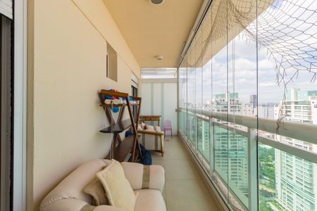 Apartamento à venda com 273m², 4 quartos e 4 vagasVaranda - Suíte 3