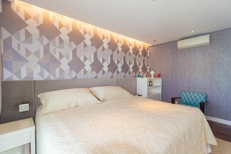 Apartamento à venda com 273m², 4 quartos e 4 vagasSuíte 3