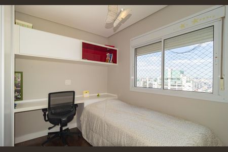 Apartamento à venda com 273m², 4 quartos e 4 vagasSuíte 2