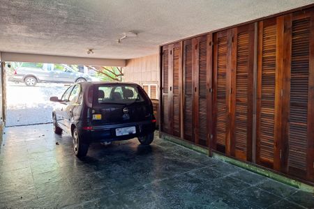 Casa de condomínio para alugar com 350m², 3 quartos e 2 vagas Casa de condomínio para alugar com 350m², 3 quartos e 2 vagasQuintal