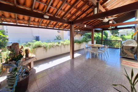 Casa de condomínio para alugar com 350m², 3 quartos e 2 vagas Casa de condomínio para alugar com 350m², 3 quartos e 2 vagasVaranda gourmet