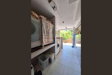 Casa de condomínio para alugar com 350m², 3 quartos e 2 vagas Casa de condomínio para alugar com 350m², 3 quartos e 2 vagasÁrea de Serviço