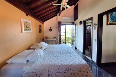 Casa de condomínio para alugar com 350m², 3 quartos e 2 vagas Casa de condomínio para alugar com 350m², 3 quartos e 2 vagasSuíte 3