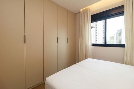 Apartamento para alugar com 69m², 1 quarto e 2 vagasSuíte