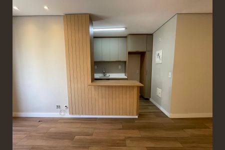 Sala de apartamento à venda com 2 quartos, 57m² em Ferreira, São Paulo