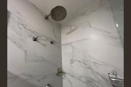 Apartamento à venda com 57m², 2 quartos e 1 vaga Apartamento à venda com 57m², 2 quartos e 1 vagaBanheiro 2