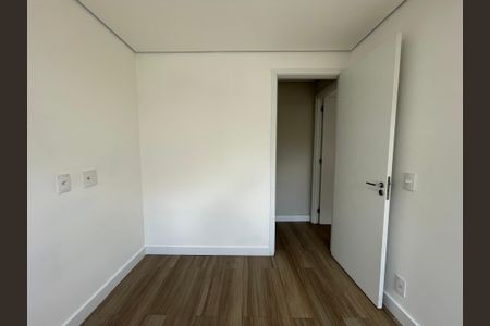 Quarto 1 de apartamento à venda com 2 quartos, 57m² em Ferreira, São Paulo