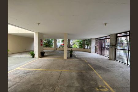 Apartamento à venda com 75m², 2 quartos e 1 vaga Apartamento à venda com 75m², 2 quartos e 1 vagaÁrea comum - Playground