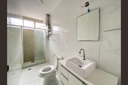 Apartamento à venda com 75m², 2 quartos e 1 vaga Apartamento à venda com 75m², 2 quartos e 1 vagaBanheiro