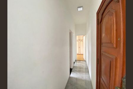 Apartamento à venda com 75m², 2 quartos e 1 vaga Apartamento à venda com 75m², 2 quartos e 1 vagaCorredor