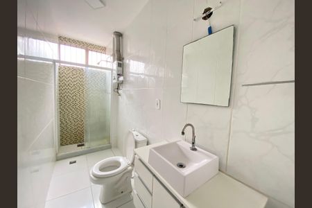 Apartamento à venda com 75m², 2 quartos e 1 vaga Apartamento à venda com 75m², 2 quartos e 1 vagaBanheiro