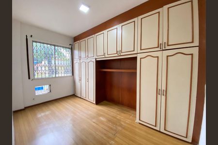Apartamento à venda com 75m², 2 quartos e 1 vaga Apartamento à venda com 75m², 2 quartos e 1 vagaQuarto 1