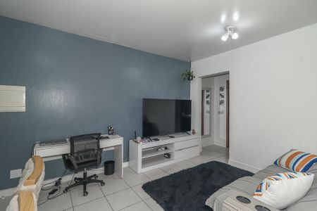 Sala de apartamento para alugar com 1 quarto, 45m² em Jardim Floresta, Porto Alegre