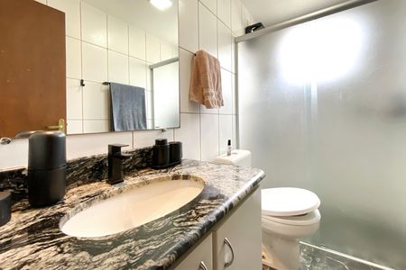 Apartamento à venda com 90m², 4 quartos e 2 vagasBanheiro