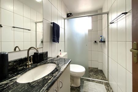 Apartamento à venda com 90m², 4 quartos e 2 vagasBanheiro da Suíte 1
