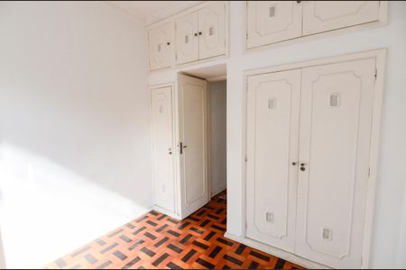 Apartamento à venda com 45m², 1 quarto e 1 vagaQuarto