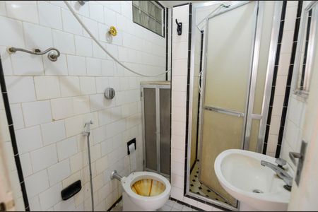 Banheiro de apartamento à venda com 1 quarto, 45m² em Tijuca, Rio de Janeiro