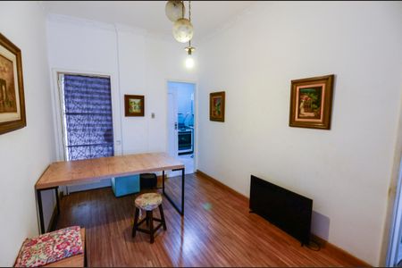 Apartamento à venda com 45m², 1 quarto e 1 vagaSala