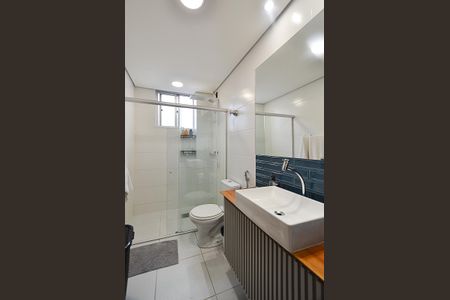 Apartamento à venda com 74m², 2 quartos e 1 vagaBanheiro 1
