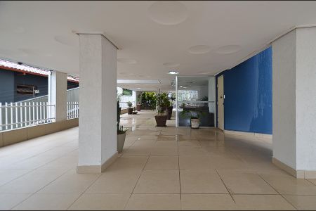 Apartamento à venda com 74m², 2 quartos e 1 vagaÁrea comum