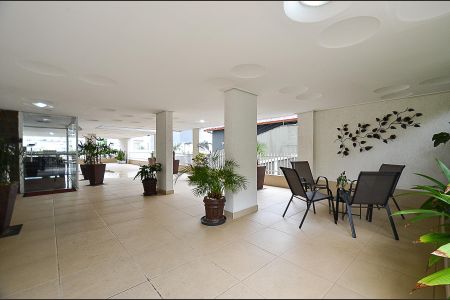 Apartamento à venda com 74m², 2 quartos e 1 vagaÁrea comum