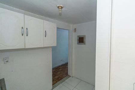 Apartamento para alugar com 50m², 2 quartos e sem vaga Apartamento para alugar com 50m², 2 quartos e sem vagaCozinha e Área de Serviço