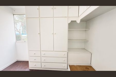 Apartamento à venda com 50m², 2 quartos e 1 vagaQuarto 2