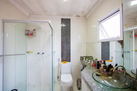 Apartamento à venda com 122m², 2 quartos e 1 vagaBanheiro do quarto 1