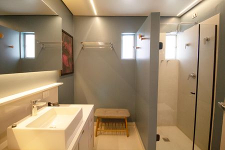 Apartamento à venda com 80m², 2 quartos e 1 vagaBanheiro da Suíte