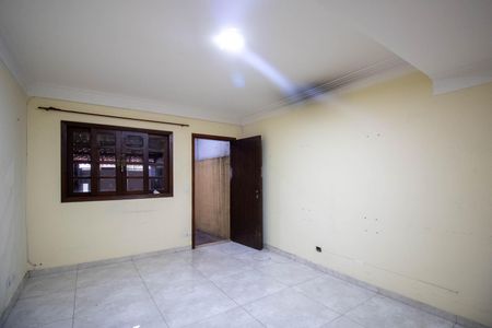 Casa à venda com 125m², 2 quartos e 2 vagasSala