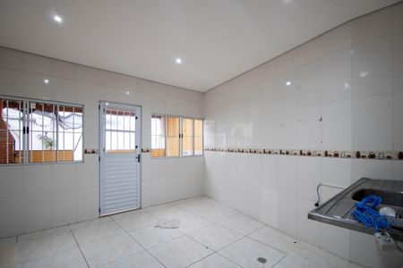 Casa à venda com 125m², 2 quartos e 2 vagasCozinha