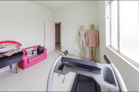 Apartamento para alugar com 103m², 3 quartos e sem vagaQuarto 2