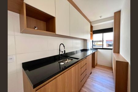 Apartamento à venda com 55m², 2 quartos e 1 vaga Apartamento à venda com 55m², 2 quartos e 1 vagaCozinha e Área de Serviço