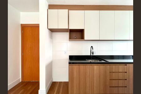Apartamento à venda com 55m², 2 quartos e 1 vaga Apartamento à venda com 55m², 2 quartos e 1 vagaCozinha e Área de Serviço