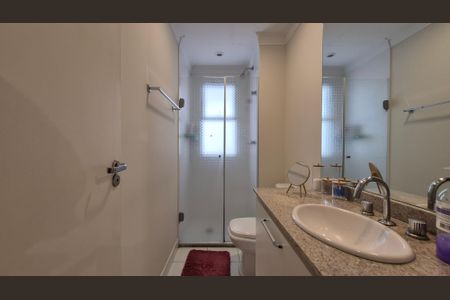 Apartamento à venda com 123m², 3 quartos e 2 vagasBanheiro 