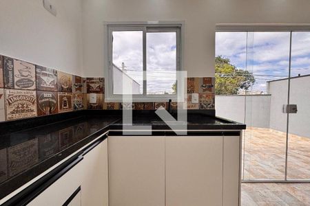 Casa para alugar com 90m², 2 quartos e 1 vagaCobertura