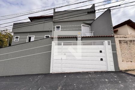 Casa para alugar com 90m², 2 quartos e 1 vagaFachada
