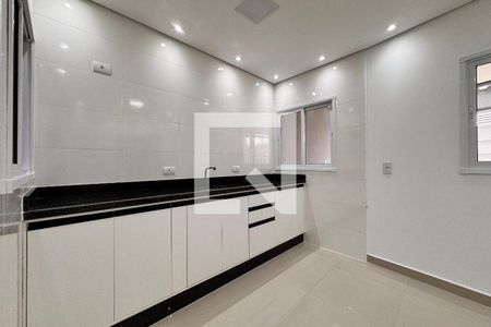 Casa para alugar com 90m², 2 quartos e 1 vagaCozinha