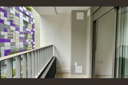 Varanda de kitnet/studio à venda com 1 quarto, 22m² em Pinheiros, São Paulo